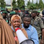 Aisha Yesufu Blows Hot, Issues Warning To FG After Armed Thugs Attacked Protesters In #EndSARS Abuja