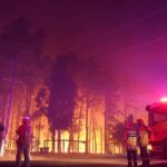 Australia: an estimated 30 homes destroyed in out-of-control wildfire