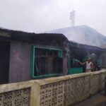 Residents blame Osun Fire Service as inferno razes building (photos)