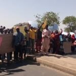 BREAKING: Residents Protest Alleged Ejection By Army, Block Bauchi-Jos Road (photos)